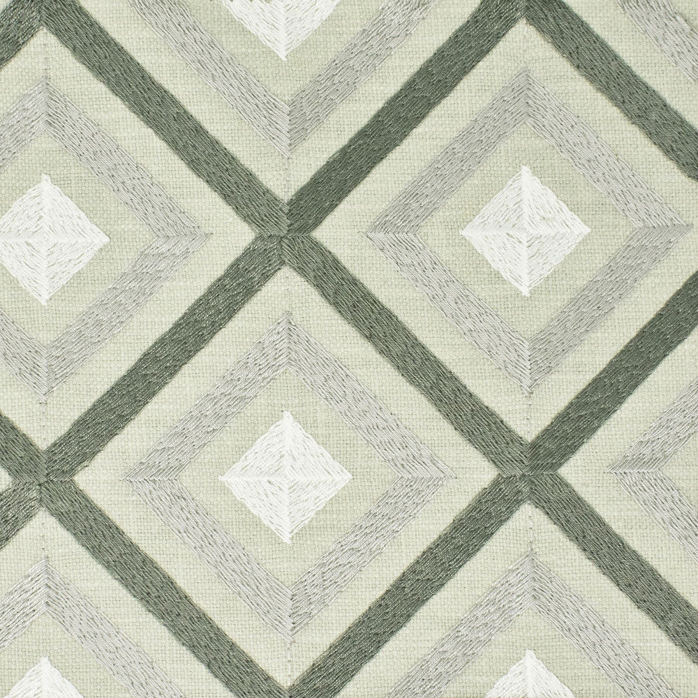 Shazam 1 Nickel by Stout Designer Fabric RAINBOW LIBRARY DOVE/CHARCOAL 52%COT 48%POL %REMB INDIA FLAME RETARDANT-U.F.A.C. CLASS 1 FLAME RETARDANT-N.F.P.A. 260A CLASS 1 CATB 117-2013 WYZENBEEK 30 000 DOUBLE RUB WEAR TEST (HEAVY DUTY) Horizontal: 4.625 and Vertical: 4.625 50.5 in - Swanky Fabrics -