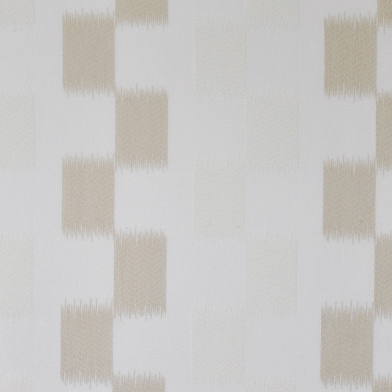 Scattered Showers # 9417 Sandbar by Maxwell Fabric SHEER HEAVEN 100% POLYESTER TURKEY See sample </p><p>Repeat: Horizontal: 4.5" and Vertical: 5.1" 118" - Fabric Carolina -