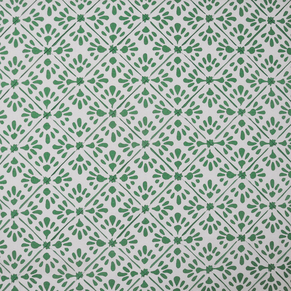 Sundrop # 239 Kelly by Maxwell Fabric COLOR WAVES-GARDENIA 60% POLYESTER
30% COTTON 10% LINEN INDIA </p><p>Repeat: Horizontal: and Vertical: V&H-6 54" - Fabric Carolina -