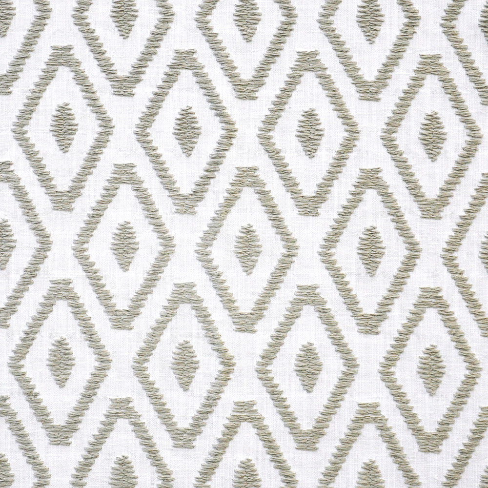 Solitaire # 516 Pewter by Maxwell Fabric COLOR THEORY-VOL.V ROCKSALT 82% POLYESTER 11% COTTON
7% LINEN INDIA </p><p>Repeat: Horizontal: H-3.4 and Vertical: V-6.5 54"EMB51.5 - Fabric Carolina -