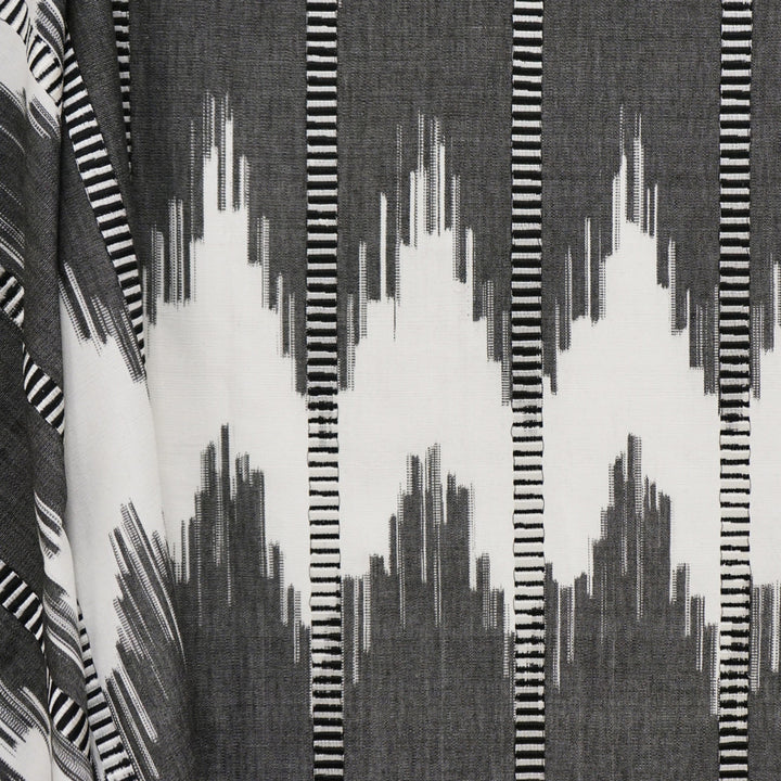 SONIC 96SJ101 by JF Fabric JF Studio 77% Cotton, 17% Viscose, 6% Polyester India Horizontal: 4.25 and Vertical: 15.75 51 - Fabric Carolina -