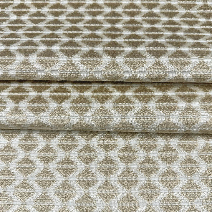 Sorbus Natural by Magnolia Fabric - 51 Viscose, 32 Polyester, 17 Cotton India 60000 Horizontal: 0.75 and Vertical: 1.5 54 - Fabric Carolina -