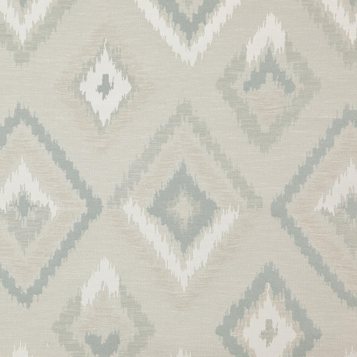 Spoke 61J7551 by JF Fabric Winning Windows Altitudea 80% Polyester, 20% Cotton India 25000 Horizontal: 14.375 and Vertical: 21.75 58 - Fabric Carolina -