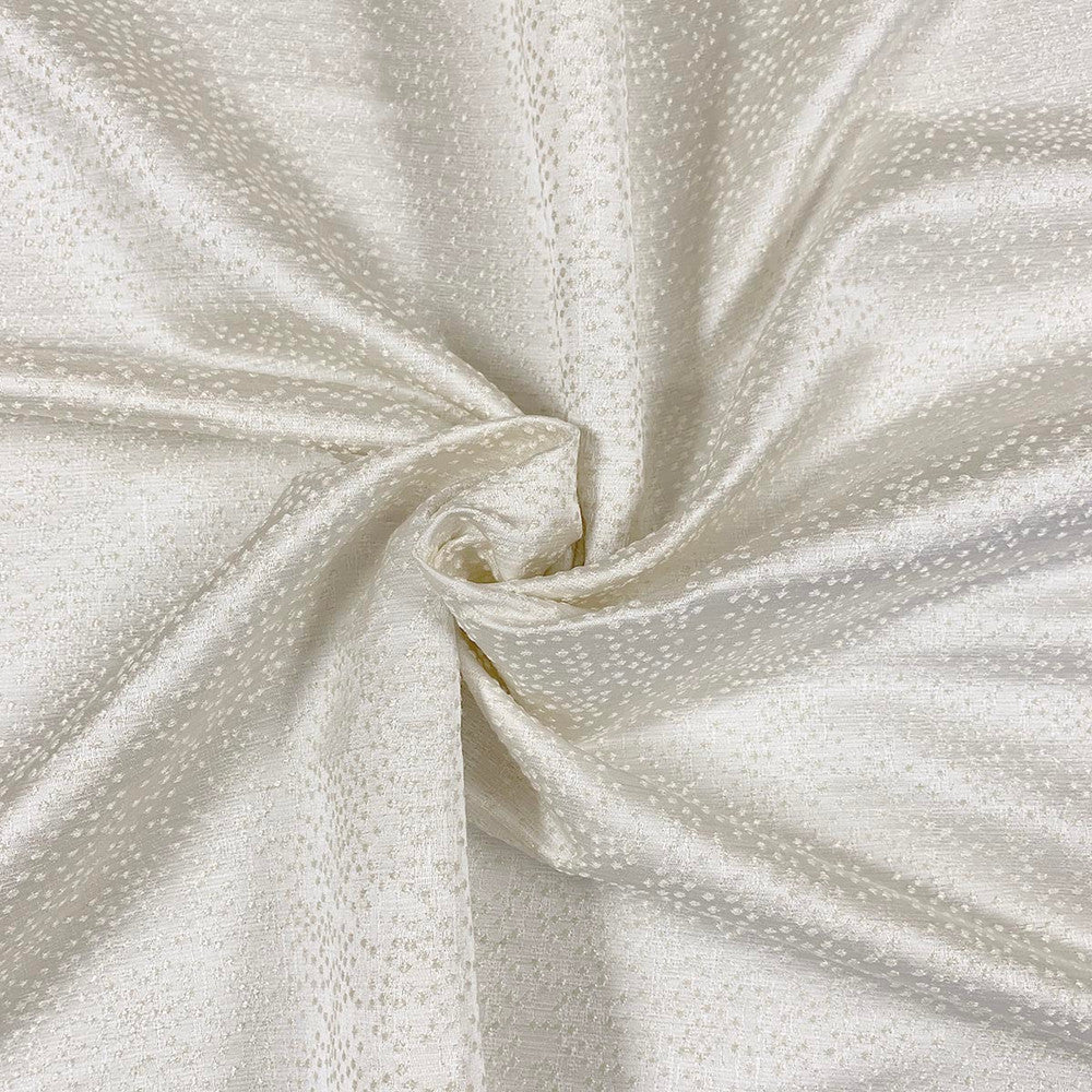 Starry Ivory by Magnolia Fabric - 100% Polyester India 30000 Horizontal: 13.63 and Vertical: 19 54" - Fabric Carolina -