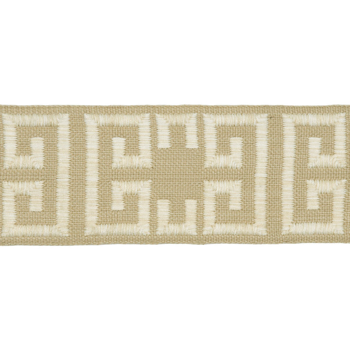 Empress Edging Pearl by Kravet Couture Trim Kravet Couture Trim Empress Edging PearlTrim BARBARA BARRY INDOCHINE VISCOSE - 100% France </p><p>Repeat: H: , V: 2.5 - Fabric Carolina -