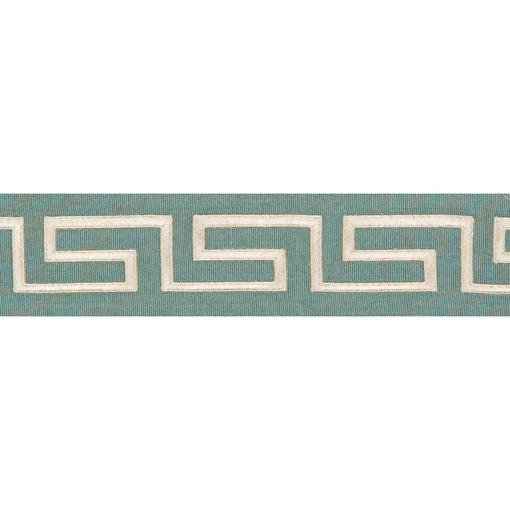 Keystone Border Jade by Kravet Couture Trim Kravet Couture Trim Keystone Border JadeTrim BRAIDS BANDS & BORDERS COTTON - 91%;RAYON - 9% India </p><p>Repeat: H: , V: 1.95 - Fabric Carolina -