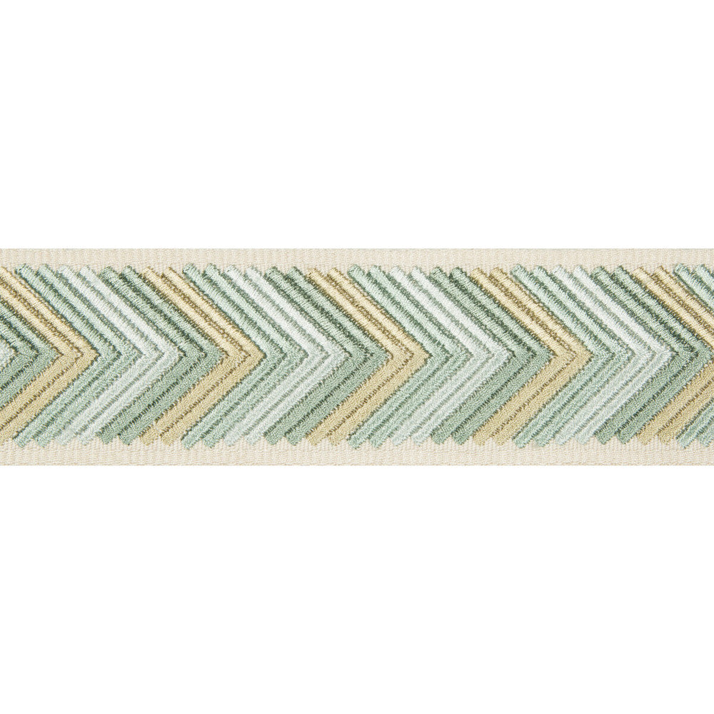 Arrowhead Spa by Kravet Couture Trim Kravet Couture Trim Arrowhead SpaTrim BRAIDS BANDS & BORDERS RAYON - 51%;POLYESTER - 49% India </p><p>Repeat: H: 1.57, V: 1 1.77 - Fabric Carolina -