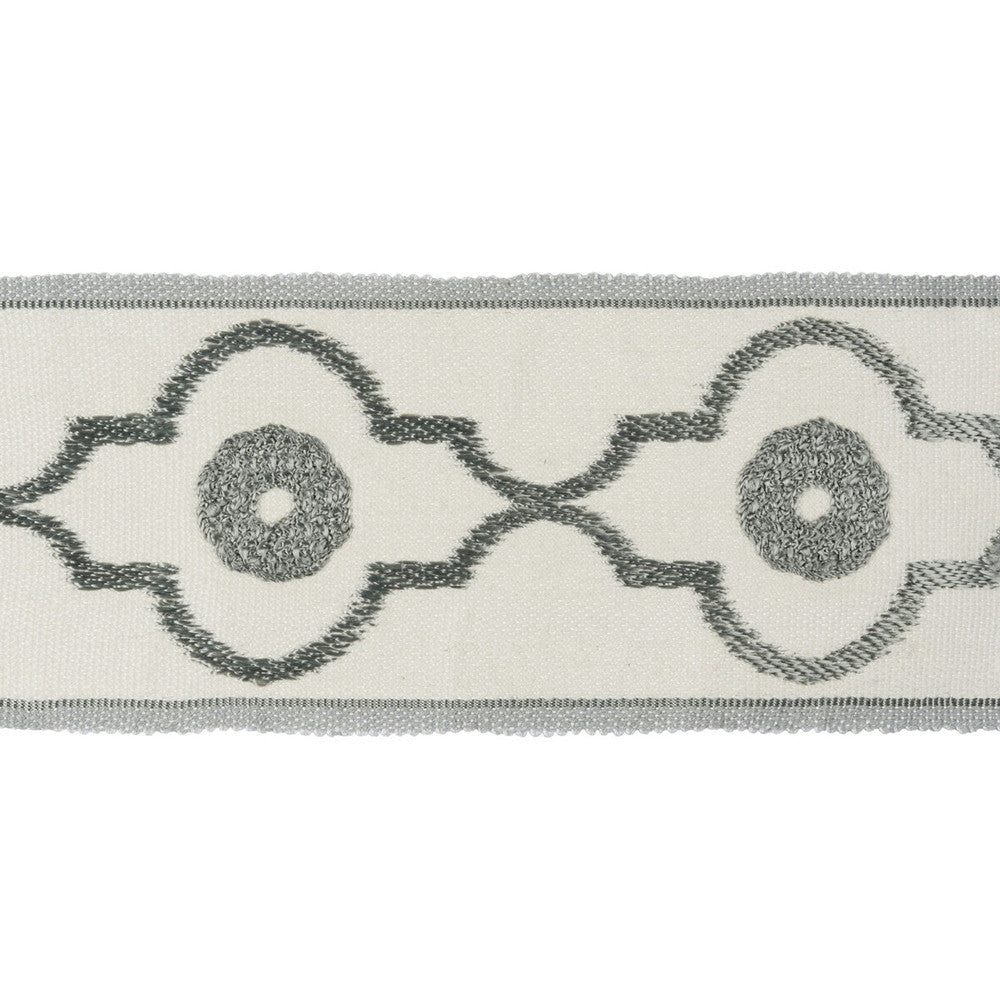 Ogee Chain Vapor by Kravet Design Trim Kravet Design Trim Ogee Chain VaporTrim CANDICE OLSON COLLECTION LINEN - 43%;RAYON - 33%;VISCOSE - 24% China </p><p>Repeat: H: , V: 2.95 - Fabric Carolina -