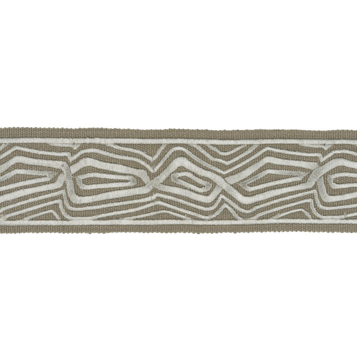 Vertical Vibe Lucite by Kravet Design Trim Kravet Design Trim Vertical Vibe LuciteTrim LINHERR HOLLINGSWORTH BOHEME TRIM RAYON - 100% India </p><p>Repeat: H: 2.2, V: 6.5 2.5 - Fabric Carolina -