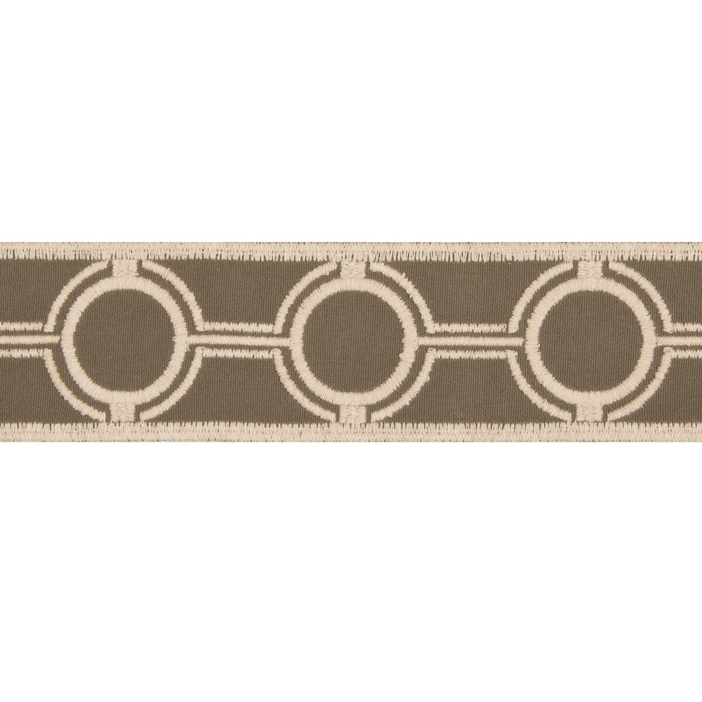 Portal View Bark by Kravet Design Trim PERFORMANCE TRIM INDOOR/OUTDOOR POLYACRYLIC - 98%;POLYESTER - 2% Germany Horizontal: 3.15 and Vertical: 2.5 - Fabric Carolina -