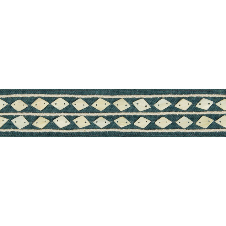 Shell Collector Pacific by Kravet Basics Trim JEFFREY ALAN MARKS OCEANVIEW LINEN - 50%;SHELL - 30%;JUTE - 17%;COTTON - 3% India Horizontal: 1.9 and Vertical: 0.75 1.75 - Fabric Carolina -