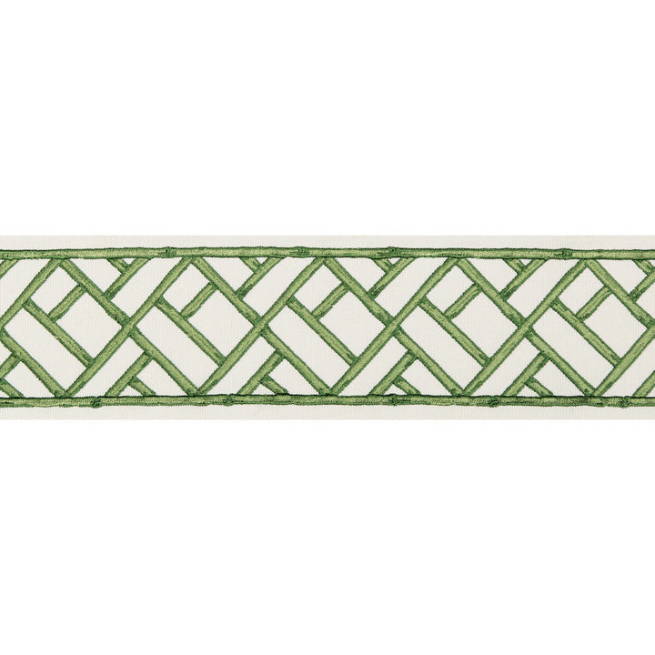 Torana Tape Leaf by Brunschwig & Fils Trim Brunschwig & Fils Trim Torana Tape LeafTrim TREILLIS PASSEMENTERIE COTTON - 76%;VISCOSE - 24% India </p><p>Repeat: H: 3.75, V: 7.7 3.75 - Fabric Carolina -