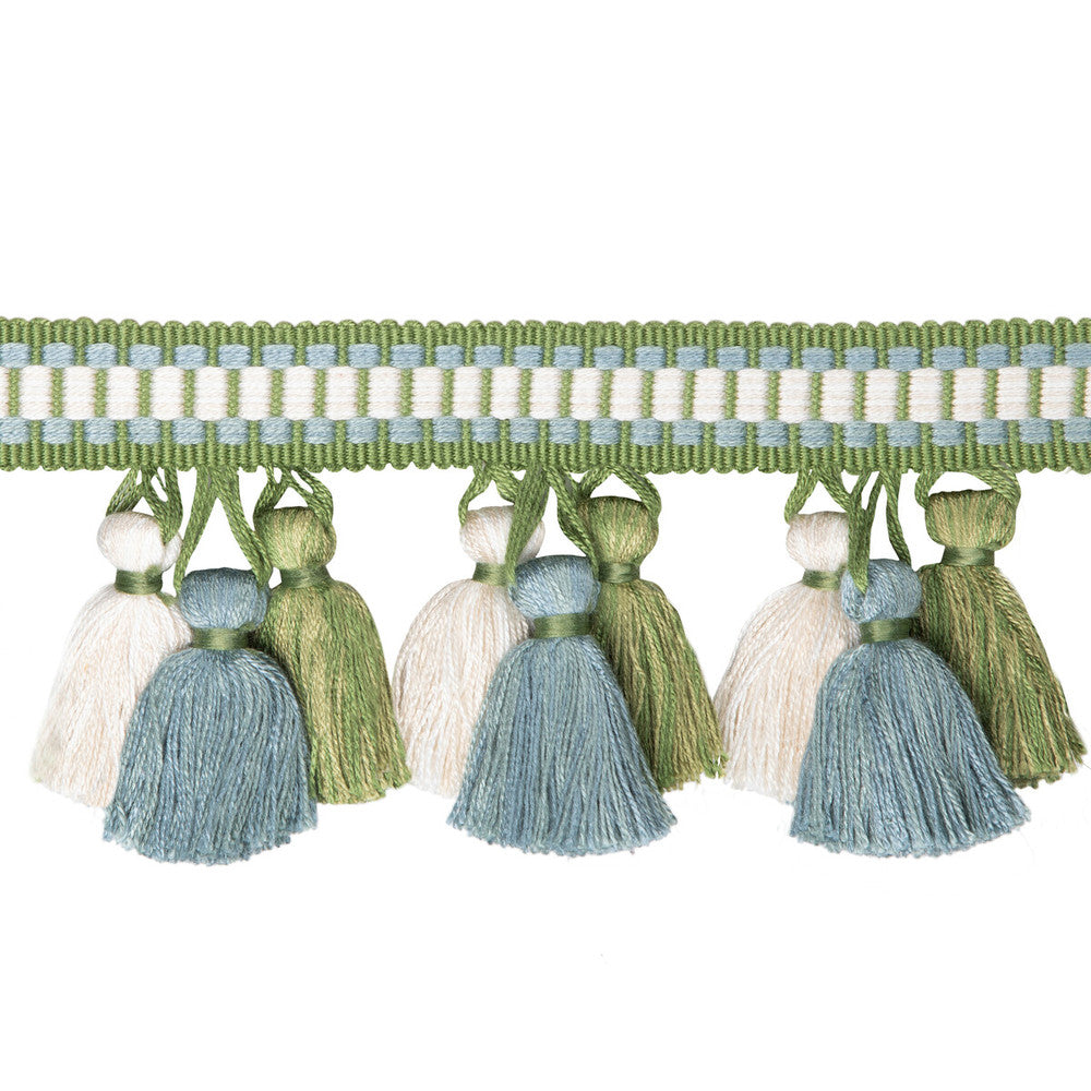 Andre Tassel Fringe Leaf by Brunschwig & Fils Trim Brunschwig & Fils Trim Andre Tassel Fringe LeafTrim PASSEMENTERIE VOLUME I VISCOSE - 98%;POLYESTER - 2% China </p><p>Repeat: H: 1.77, V: 0 2.83 - Fabric Carolina -