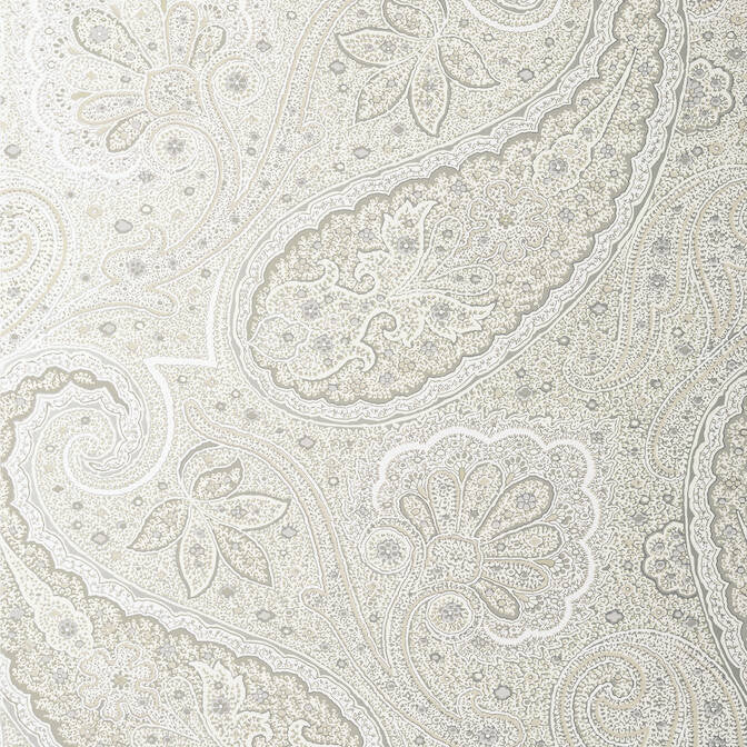 Sherrill Paisley Pearl T85081 by Thibaut Wallpaper Thibaut Wallpaper Sherrill Paisley Pearl T85081Wallpaper Greenwood Wallpaper U.S.A. </p><p>Repeat: V: 25.25 20.5 - Fabric Carolina -