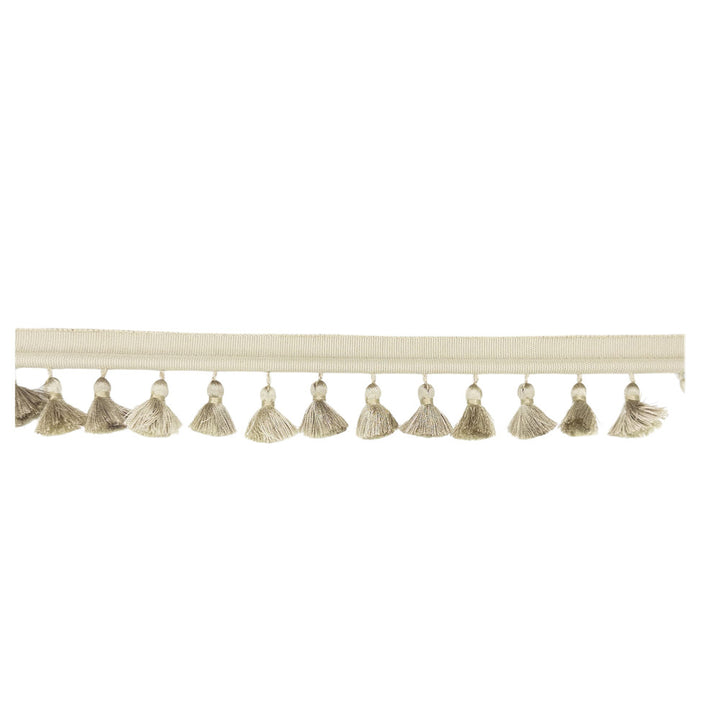Tanya Tassel Fringe 6 Driftwood by Stout Trim Stout Trim Tanya Tassel Fringe 6 DriftwoodTrim NEW TRADITIONS TRIM 57%SVI 24%COT 14%ACR 5%POL CHINA </p><p>Repeat: H: 1.000, V: 0.000 2 in - Fabric Carolina -