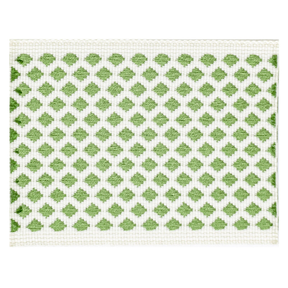Taper 3 Fern by Stout Trim Stout Trim Taper 3 FernTrim VISIONS OF COLOR TRIM 100%SVI TURKEY </p><p>Repeat: H: 0.500, V: 0.000 3 in - Fabric Carolina -