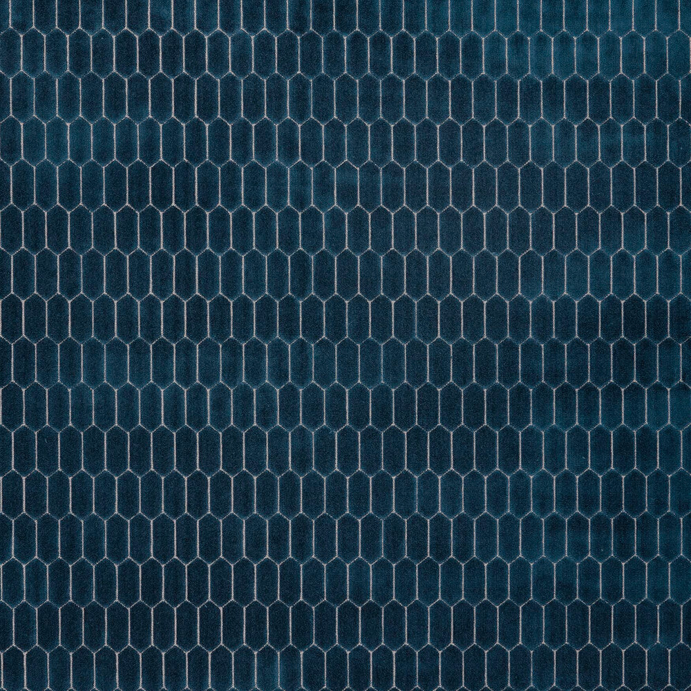 Tarot 7 Lake by Marcus William Fabric KAI/MARCUS WILLIAM MIRAGE 59%SVI 41%POL INDIA MARTINDALE WEAR TEST (25 000 CIRCULAR RUBS) Horizontal: 0.875 and Vertical: 3.250 55 in - Fabric Carolina -