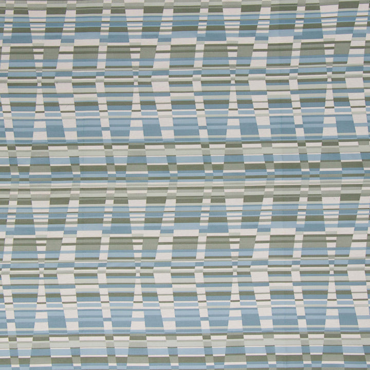 Thirasia Cerulean by Bella-Dura Fabric  100% BELLA DURA POLYOLEFIN USA 70000 H: 7'' V: 14.25'' 56''  - Fabric Carolina -
