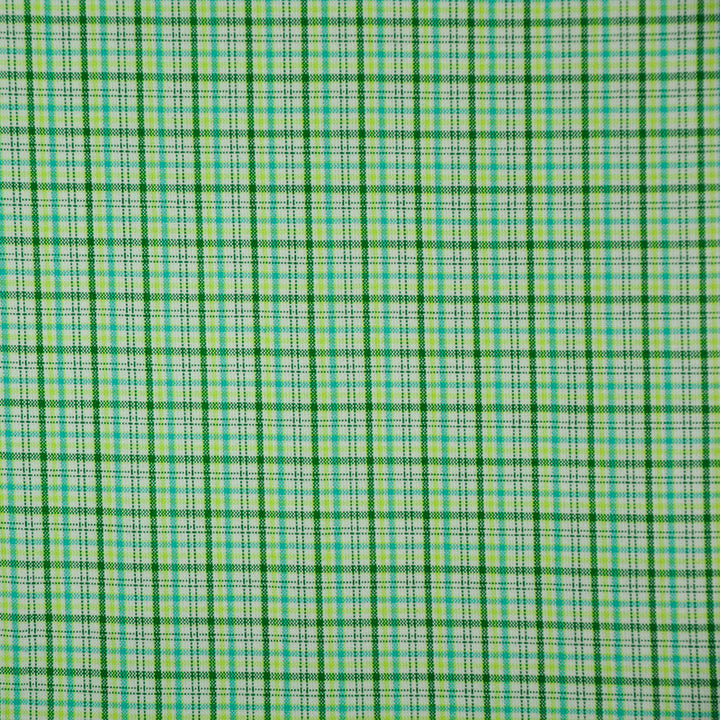 Tulum # 548 Isle Waters by Maxwell Fabric 100% COTTON INDIA </p><p>Repeat: Horizontal: and Vertical: V&H- 1.2 55" - Fabric Carolina -