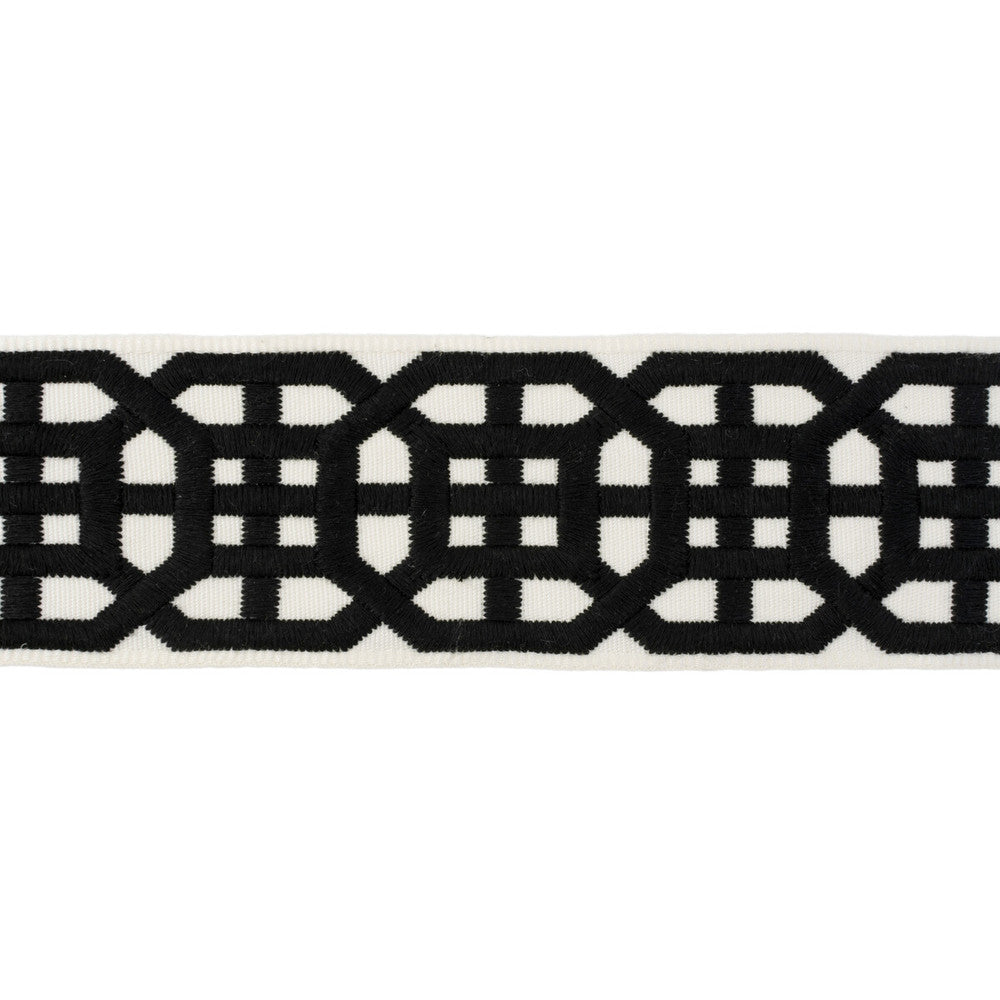 Avignon Tape Black by Lee Jofa Trim Lee Jofa Trim Avignon Tape BlackTrim SUZANNE KASLER COLLECTION II RAYON - 63.6%;POLYESTER - 36.4% India </p><p>Repeat: H: 2.4, V: 3.6 2.5 - Fabric Carolina -