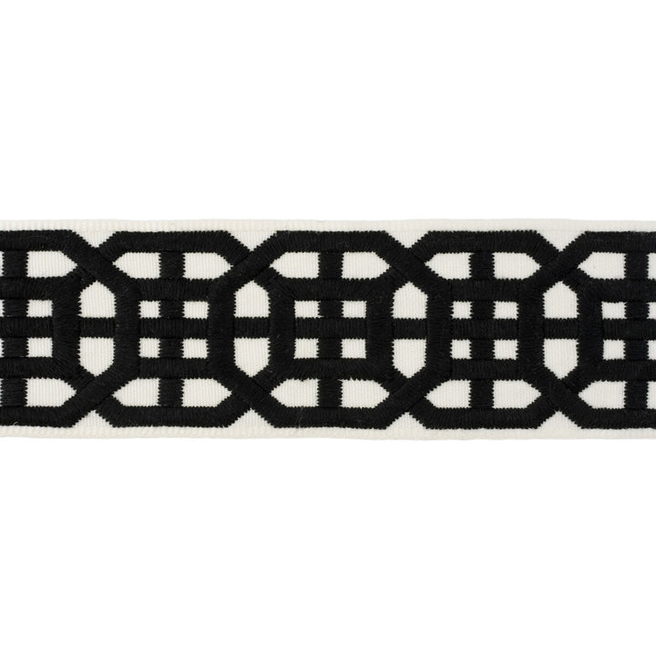 Avignon Tape Black by Lee Jofa Trim Lee Jofa Trim Avignon Tape BlackTrim SUZANNE KASLER COLLECTION II RAYON - 63.6%;POLYESTER - 36.4% India </p><p>Repeat: H: 2.4, V: 3.6 2.5 - Fabric Carolina -