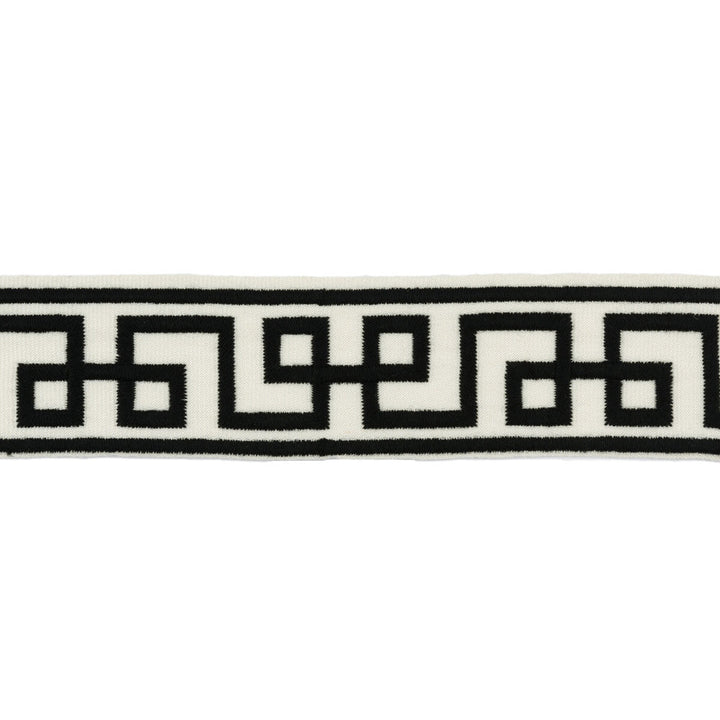 Siene Tape Black by Lee Jofa Trim Lee Jofa Trim Siene Tape BlackTrim SUZANNE KASLER COLLECTION II POLYESTER - 100% India </p><p>Repeat: H: 1.77, V: 5.12 1.75 - Fabric Carolina -