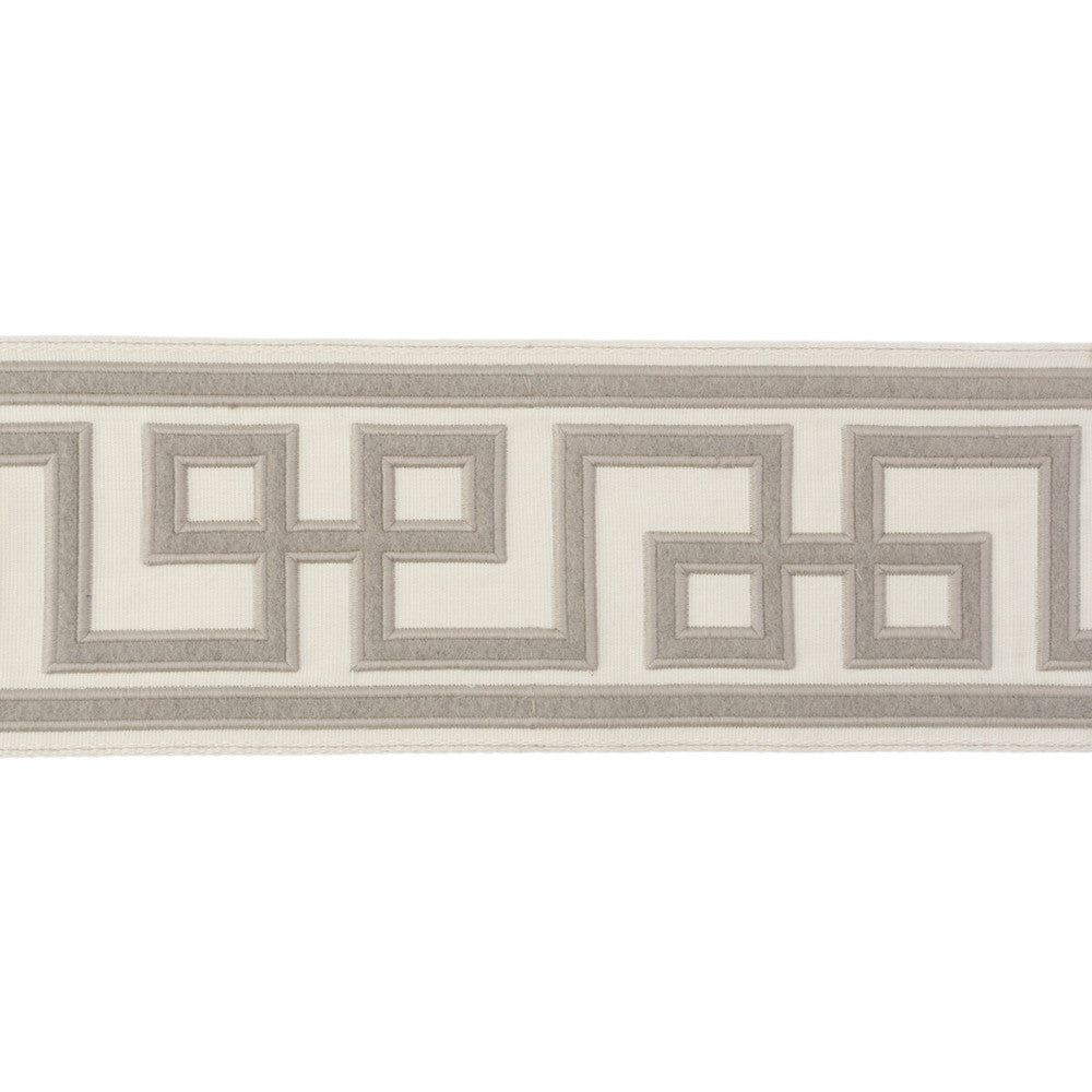 Montalembert Grey by Lee Jofa Trim SUZANNE KASLER COLLECTION II SPUN POLYESTER - 70%;ACRYLIC - 21%;NYLON - 9% India Horizontal: 4.33 and Vertical: 11.81 4.5 - Fabric Carolina -