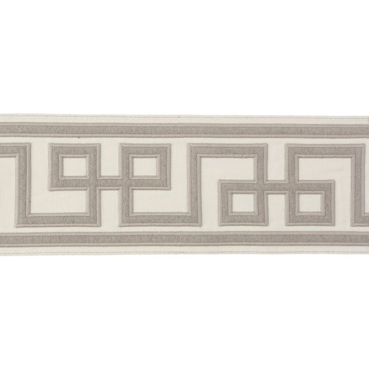 Montalembert Grey by Lee Jofa Trim SUZANNE KASLER COLLECTION II SPUN POLYESTER - 70%;ACRYLIC - 21%;NYLON - 9% India Horizontal: 4.33 and Vertical: 11.81 4.5 - Fabric Carolina -
