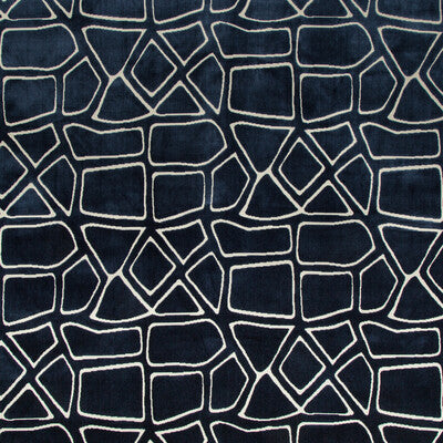 Kravet Design Upholstery TP-287257.5.0 Upholstery VISCOSE - 100% Belgium </p><p>Repeat: H: , V: 27.5 21 - My Fabric Connection -