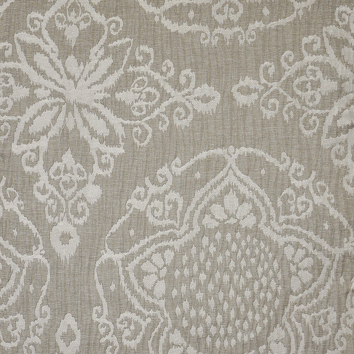 Unforgettable # 424 Blur by Maxwell Fabric COLOR THEORY-VOL.II ROCKSTAR 100% POLYESTER INDIA See sample </p><p>Repeat: Horizontal: 13.8" and Vertical: 17.7" 55" - Fabric Carolina -