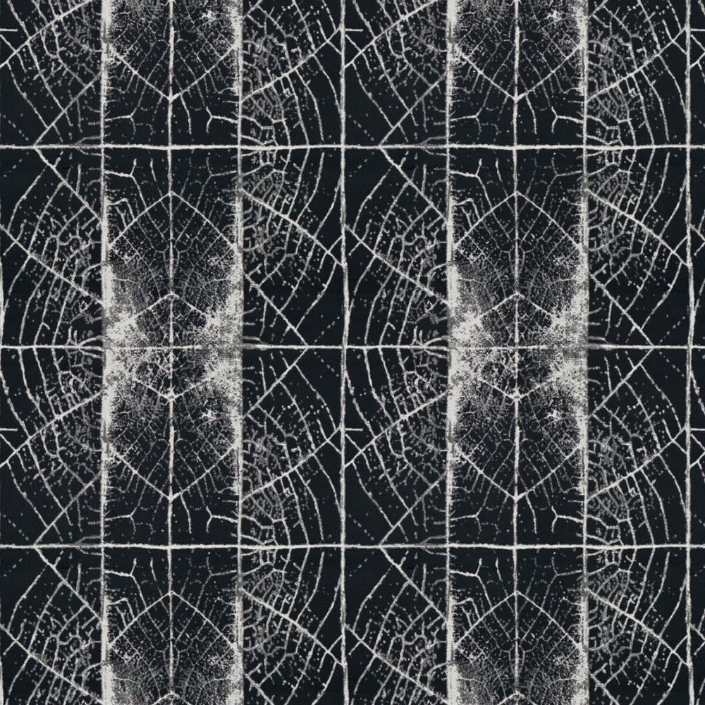 Vain 1 Blk/Wht by Marcus William Fabric MARCUS WILLIAM GENOA 52%POL 29%LIN 19%COT INDIA MARTINDALE WEAR TEST (12 000 CIRCULAR RUBS) </p><p>Repeat: 21.25 54 in - Fabric Carolina -
