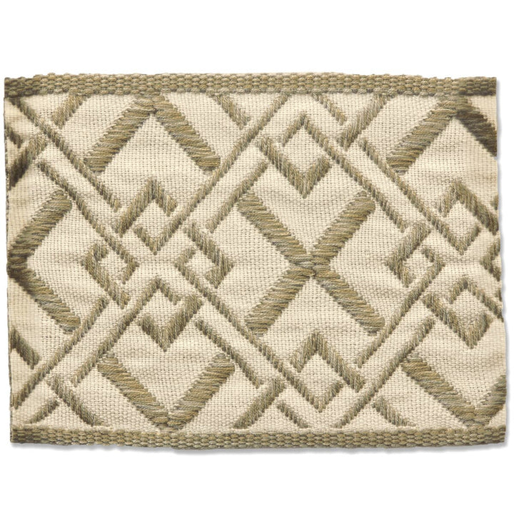 Delilah 3 Ivory by Stout Trim Stout Trim Delilah 3 IvoryTrim Harmony Trim 58%Pol 42%Svi China </p><p>Repeat: H: 0, V: 0 2.5 in - Fabric Carolina -