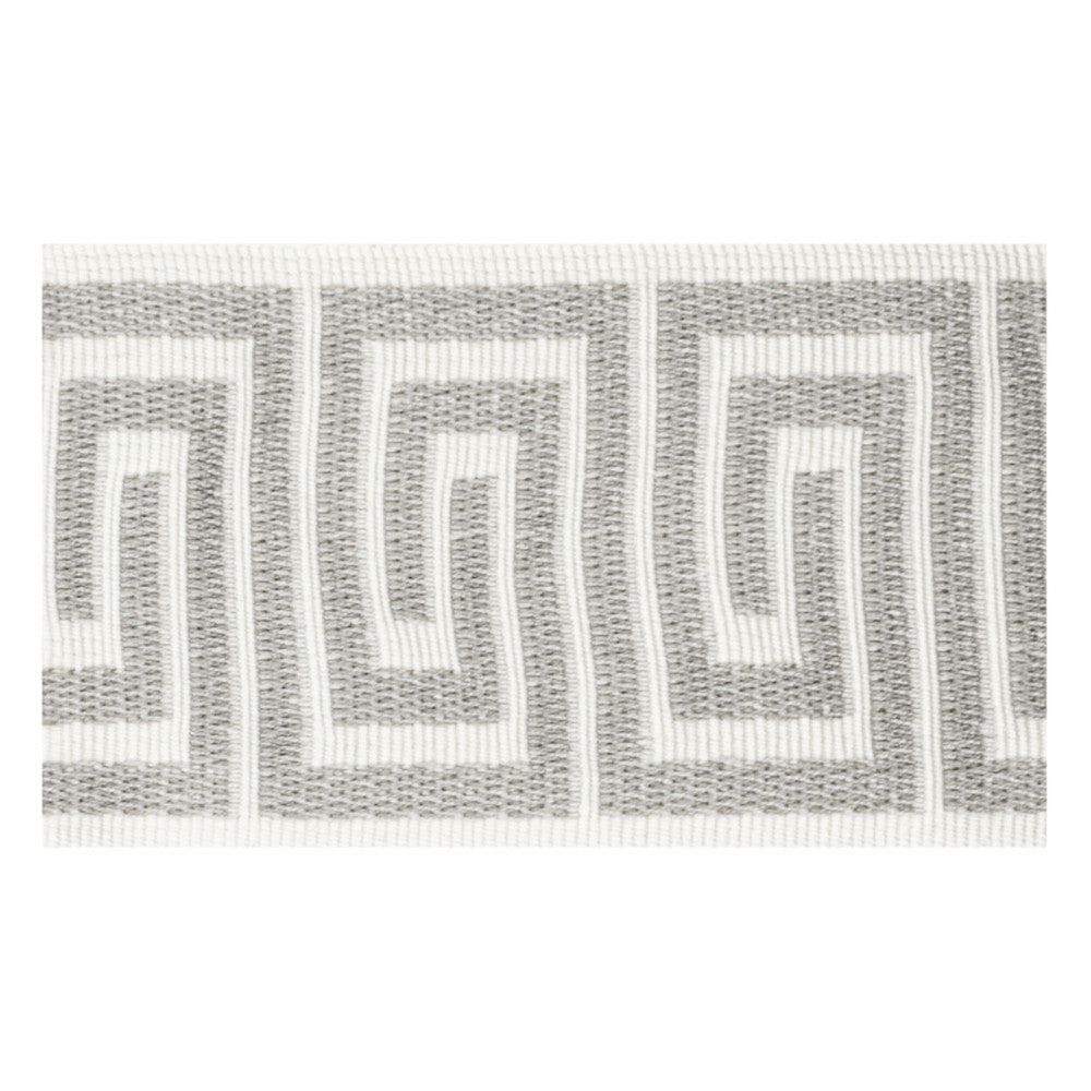 Vendi 1 Dusk by Stout Trim Stout Trim Vendi 1 DuskTrim VISIONS OF COLOR TRIM TURKEY </p><p>Repeat: H: 1.250, V: 0.000 2.38 in - Fabric Carolina -