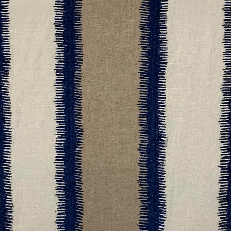 Vunnee Cadet by Magnolia Fabric See sample 100% Linen INDIA </p><p>Repeat: Horizontal: 16.00 and Vertical: 0.0 51" - Fabric Carolina -