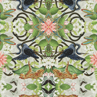 W0136/02.CAC.0 by Clarke And Clarke Wallcovering Clarke And Clarke Wallcovering W0136/02.CAC.0Wallcovering CLARKE & CLARKE BOTANICAL WONDERS WALLPAPER NON WOVEN - 100% United Kingdom </p><p>Repeat: H: 0, V: 25.2 20.5 - Fabric Carolina -