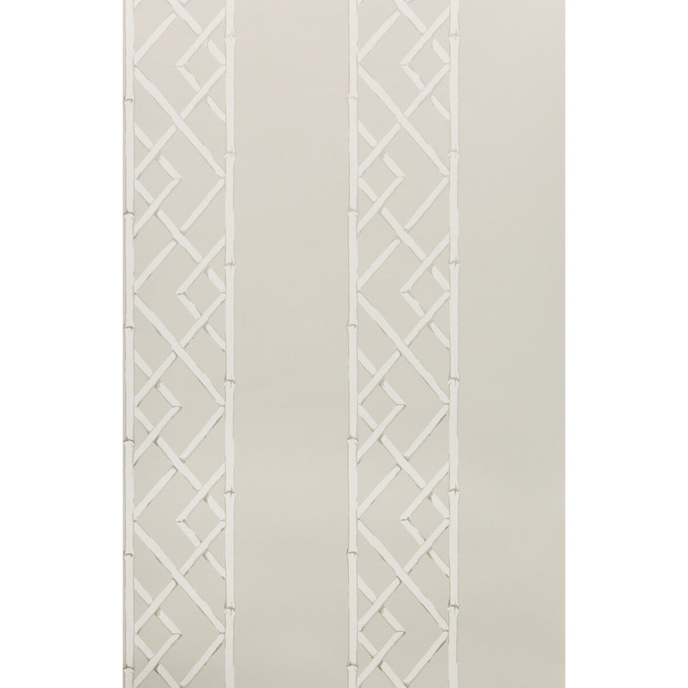 Latticework Platinum by Kravet Design Designer Wallcovering SARAH RICHARDSON WALLPAPER CELLULOSE - 50%;OTHER - 30%;POLYESTER - 20% United Kingdom Horizontal: and Vertical: 10.4 20.5 - Swanky Fabrics -
