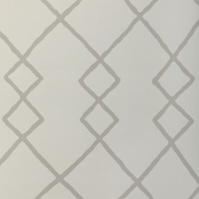 Kravet Couture Wallcovering W3940.121.0 Wallcovering CELLULOSE - 85%;POLYESTER - 15% United States </p><p>Repeat: H: , V: 27.5 21 - My Fabric Connection -