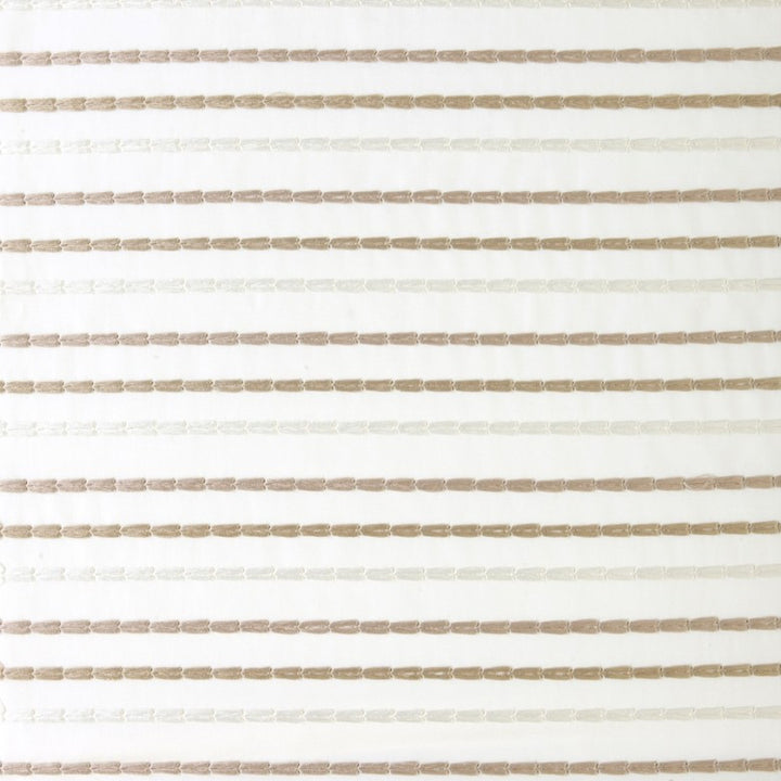 White Caps # 202 Marble by Maxwell Fabric 39% VISCOSE 37% COTTON
24% POLYESTER INDIA </p><p>Repeat: Horizontal: H-0.4 and Vertical: V-2 54.3" - Fabric Carolina -