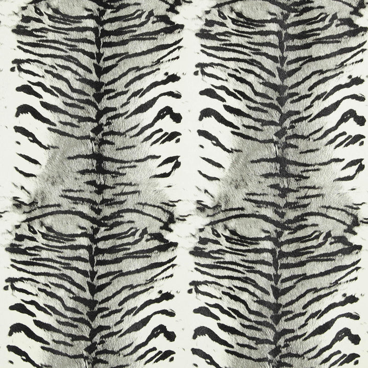 Wildebeast 96J7091 by JF Fabric Tannery Untamed Book 71% Polyvinyl Chloride, 21% Polyester, 5% Cotton, 3% Polyurethane Turkey 30000 Horizontal: 10 and Vertical: 11.875 54 - Fabric Carolina -