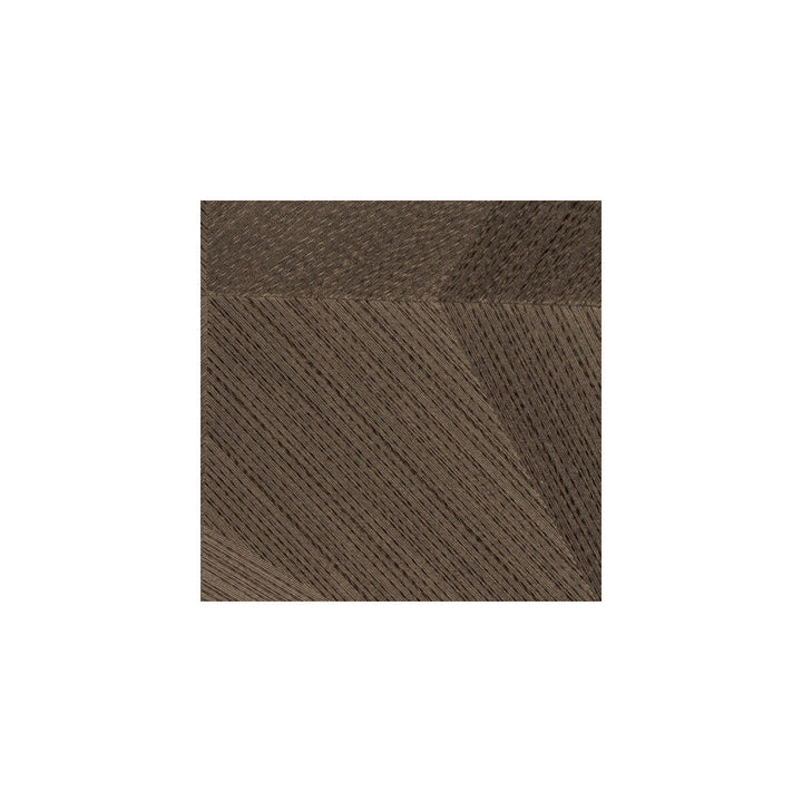 Diamondthread by Winfield Thybony Wallcovering Winfield Thybony Wallcovering Diamondthread Wallcovering WINFIELD THYBONY SPECIALTY EFFECTS POLYESTER - 100% Canada </p><p>Repeat: H: , V: 38 - Fabric Carolina -