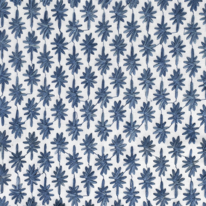 Wyckwood 2 Navy by Stout Fabric Stout Fabric Wyckwood 2 NavyFabric RAINBOW LIBRARY DENIM/INDIGO INDIA </p><p>Repeat: H: 1.125, V: 1.250 52 in - Fabric Carolina -