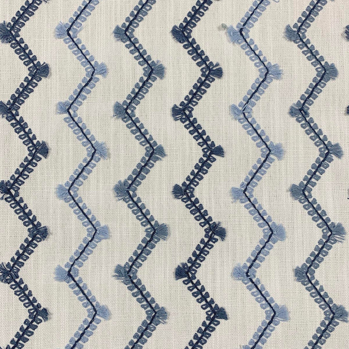 Zag Bluesy by Magnolia Fabric - Base: 100% Polyester Emb: 100% Cotton India 5000 Horizontal: 4.50" and Vertical: 2" 53" - Fabric Carolina -