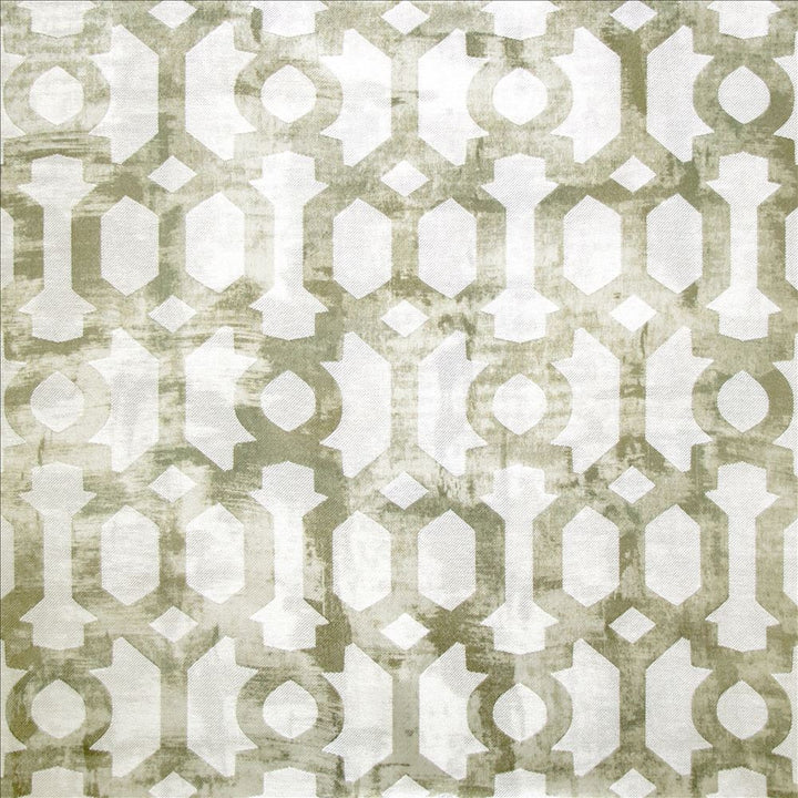 Addicting Pearl by Kasmir Fabric 1451 35% Rayon
33% Polyester
32% Cotton
 INDIA </p><p>Repeat: Horizontal: 4 5/8 inches and Vertical: 5 4/8 inches 55 - Fabric Carolina -