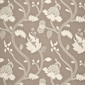 Cressida Linen/Ivory by G P & J Baker Fabric