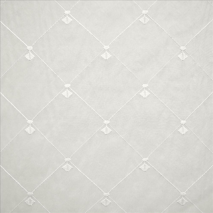 Borderline Champagne by Kasmir Fabric 5108 100% Polyester
 TURKEY </p><p>Repeat: Horizontal: 4 3/8 inches and Vertical: 4 3/8 inches 53 - 60 - Fabric Carolina -