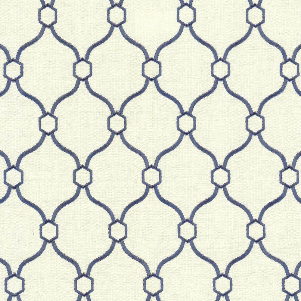 Braxton Wedgewood by Kasmir Fabric 5115 32% Viscose
30% Polyester
26% Linen
12% Rayon
 CHINA </p><p>Repeat: Horizontal: 3 6/8 inches and Vertical: 5 inches 54 - Fabric Carolina -