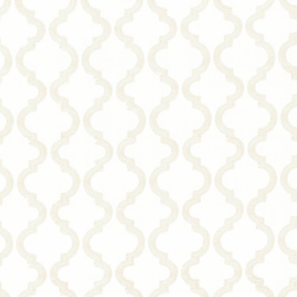 Clip Joint Champagne by Kasmir Fabric 1433 52% Polyester
48% Cotton
Embroidery
100% Viscose
 INDIA </p><p>Repeat: Horizontal: 6 4/8 inches and Vertical: 6 inches 51 - Fabric Carolina -