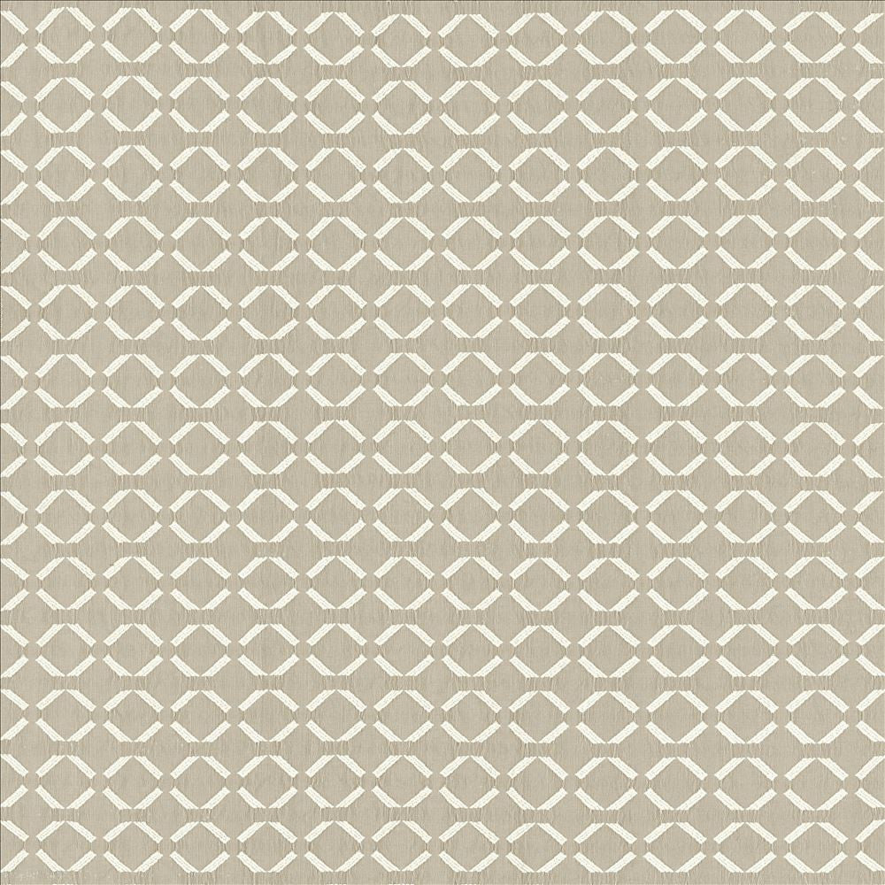 Community Cloud by Kasmir Fabric 5141 72% Polyester
28% Cotton
 INDIA </p><p>Repeat: Horizontal: 1 3/8 inches and Vertical: 1 2/8 inches 54 - Fabric Carolina -