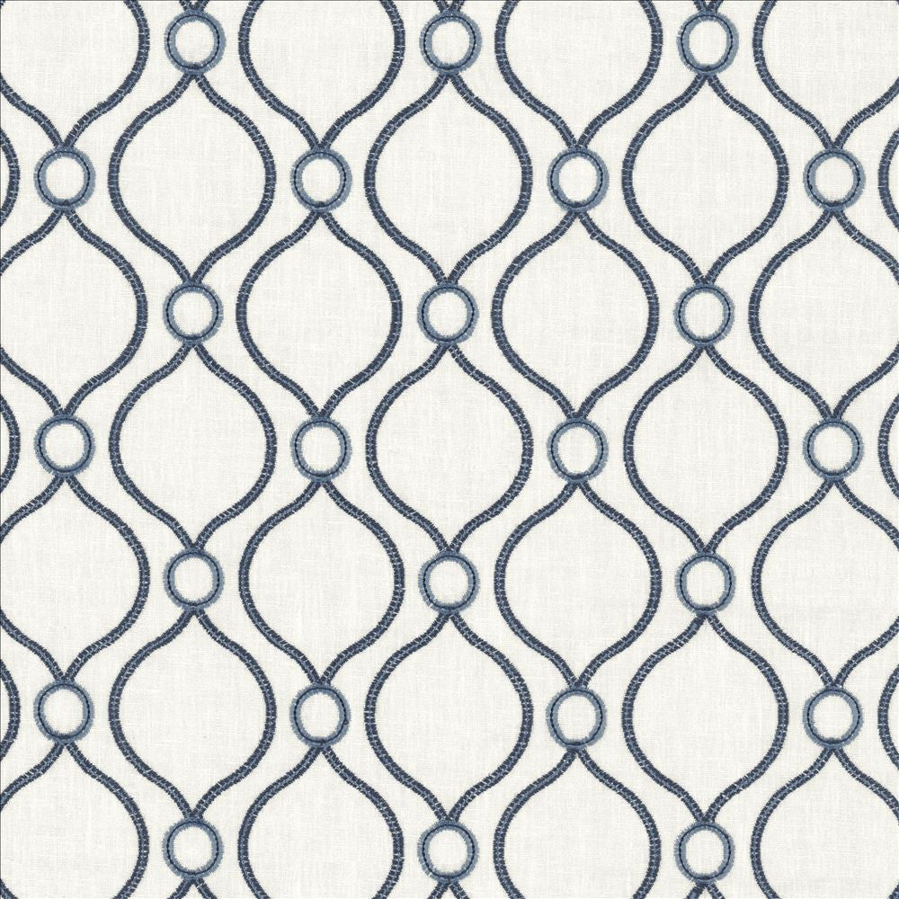 Eastlake Porcelain by Kasmir Fabric 5115 70% Polyester
30% Cotton
 INDIA </p><p>Repeat: Horizontal: 4 4/8 inches and Vertical: 4 4/8 inches 58 - Fabric Carolina -