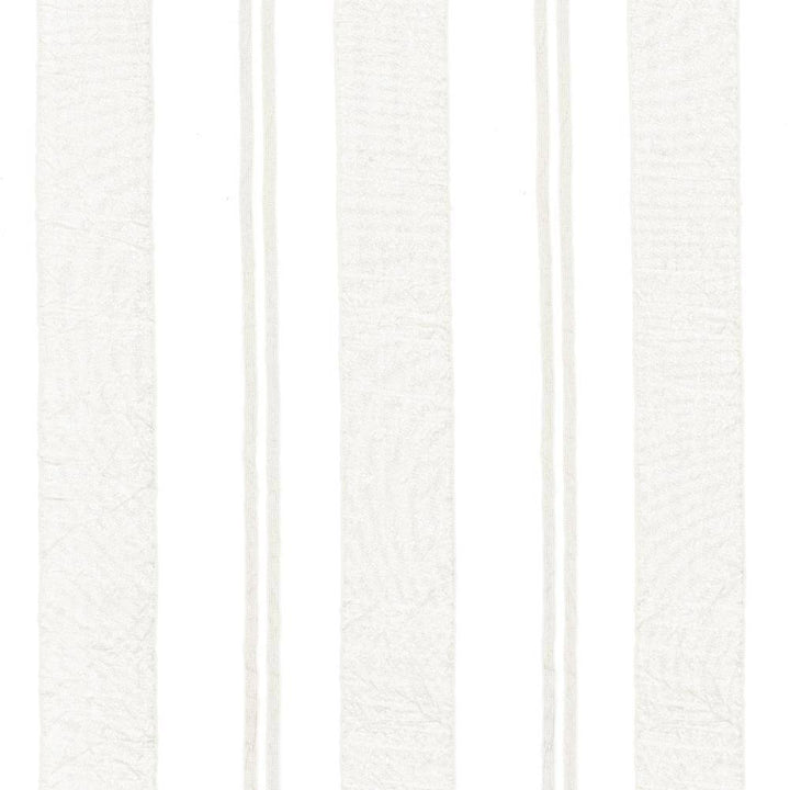 Faultline White by Kasmir Fabric 5076 100% Polyester
 CHINA </p><p>Repeat: Horizontal: 5 inches and Vertical: N/A 116 - 118 - Fabric Carolina -